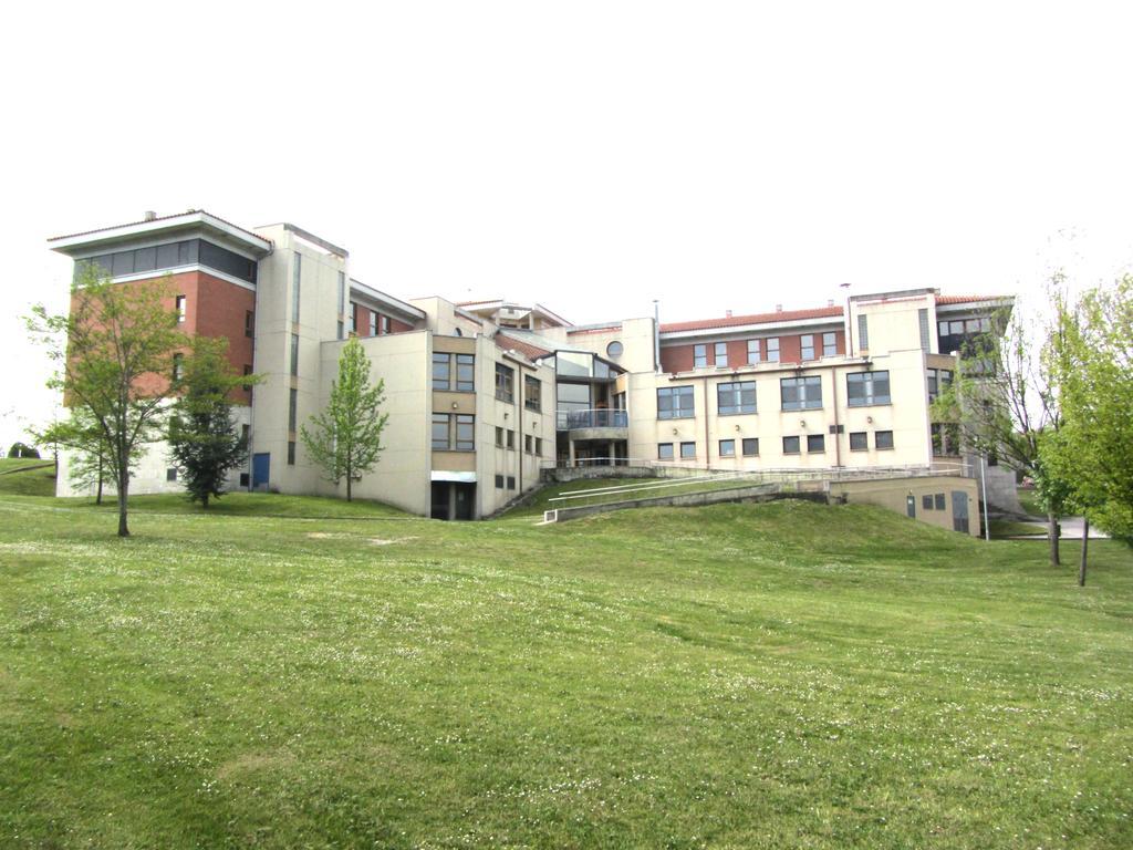 Alberg Vic Xanascat Exterior photo